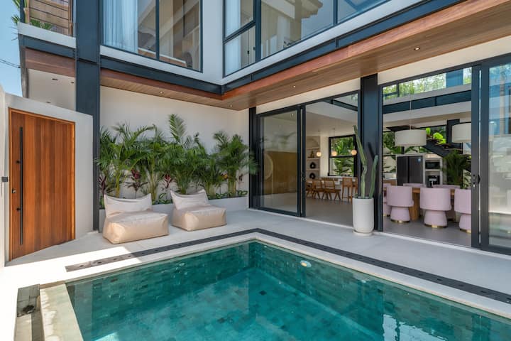 Villa Maverick tropical garden